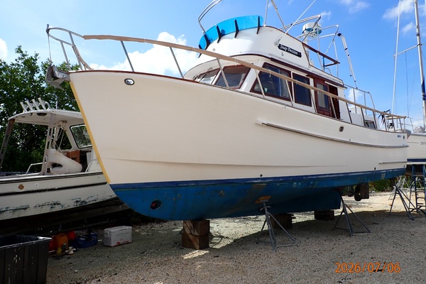 36' Monk port forward profile