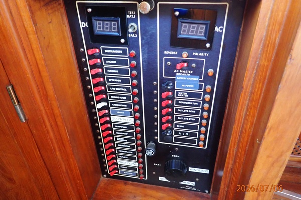 36' Monk electrical panel