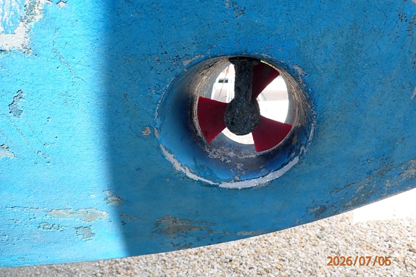 36' Monk bowthruster