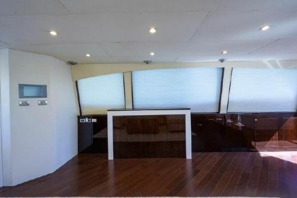 2012 Lazzara Yachts 95