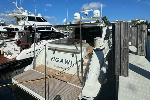 2008 Azimut 62