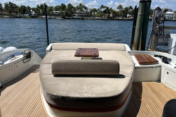 62ft Azimut Yacht For Sale