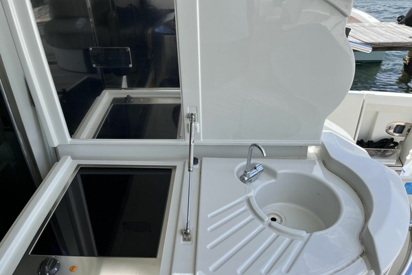 62ft Azimut Yacht For Sale