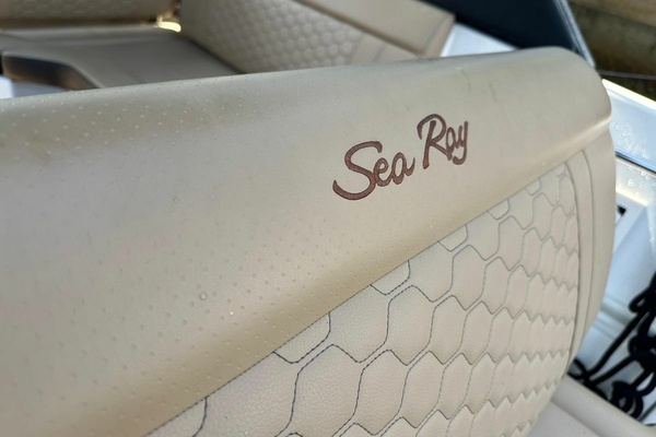 25ft Sea Ray Yacht For Sale