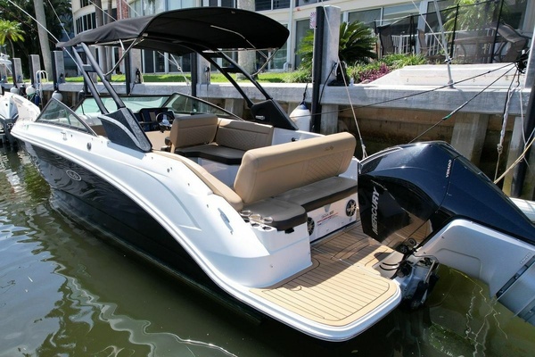 25ft Sea Ray Yacht For Sale
