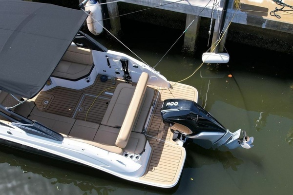 25ft Sea Ray Yacht For Sale