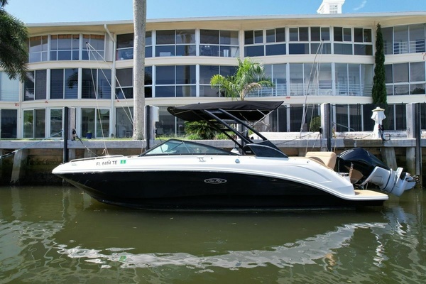 25ft Sea Ray Yacht For Sale