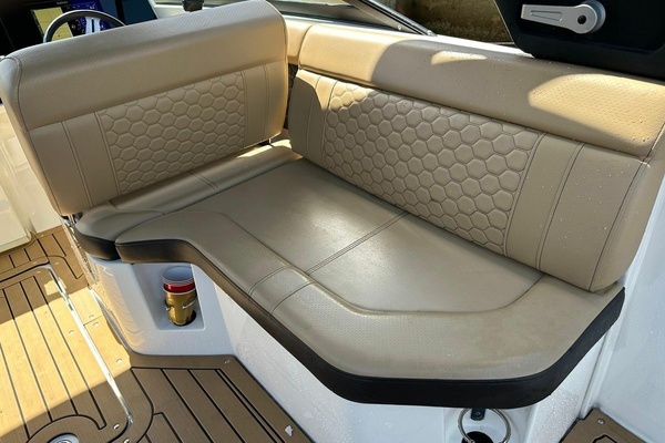 25ft Sea Ray Yacht For Sale