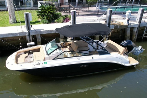 25ft Sea Ray Yacht For Sale