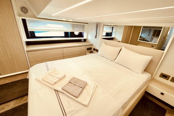 52ft Cranchi Yacht For Sale
