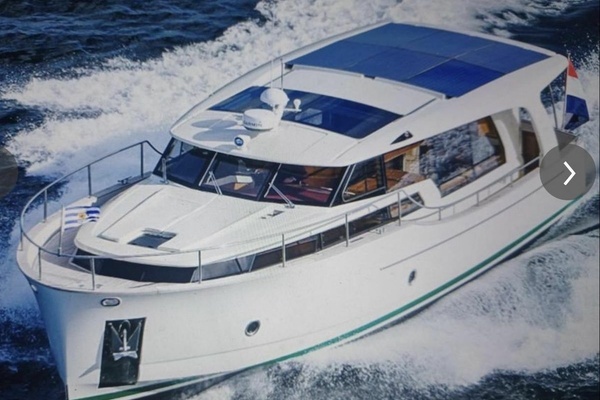 Photo of the 2020 Greenline 40