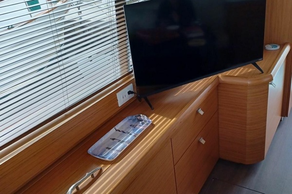 40ft Greenline Yacht For Sale