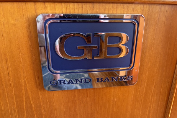 42ft Grand Banks Yacht For Sale
