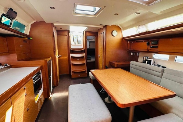 46ft Dufour Yacht For Sale