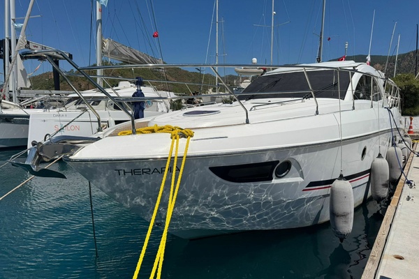 49ft Beneteau Yacht For Sale