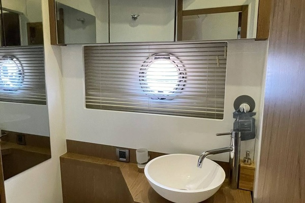 49ft Beneteau Yacht For Sale