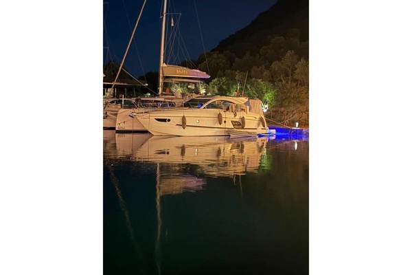 49ft Beneteau Yacht For Sale