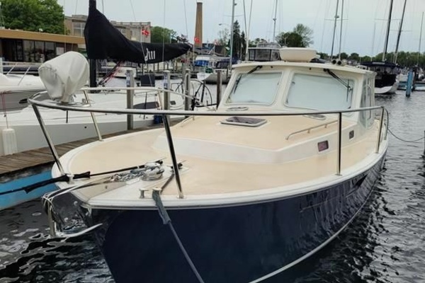 36ft MJM Yacht For Sale