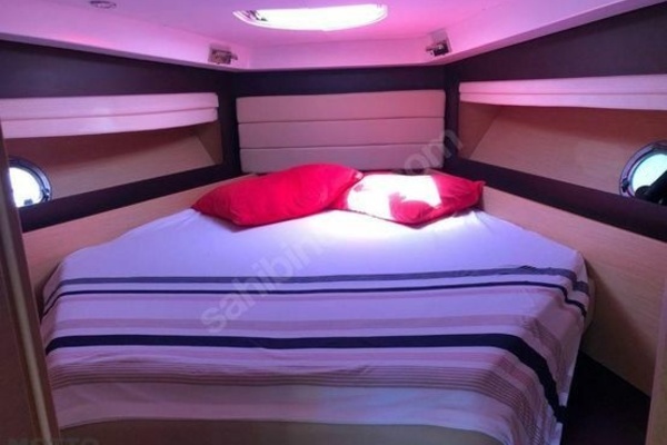 37ft Beneteau Yacht For Sale