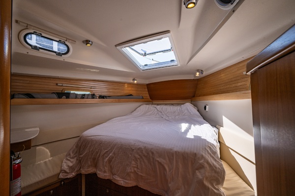 Off Piste 45ft Catalina Yacht For Sale