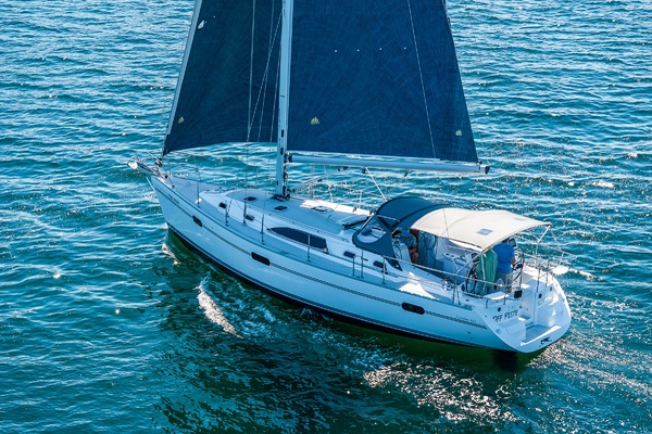 Off Piste 45ft Catalina Yacht For Sale
