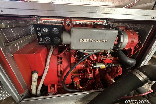 42' Ocean Alexander generator