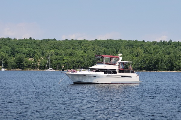 42' Ocean Alexander port profle