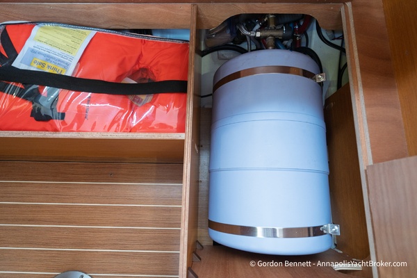Windbreaker 43ft Jeanneau Yacht For Sale
