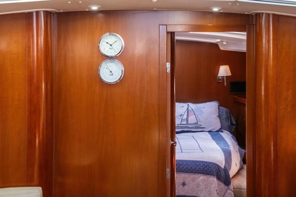Photo of the 2007 Beneteau Oceanis 523