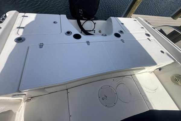 23ft Boston Whaler Yacht For Sale