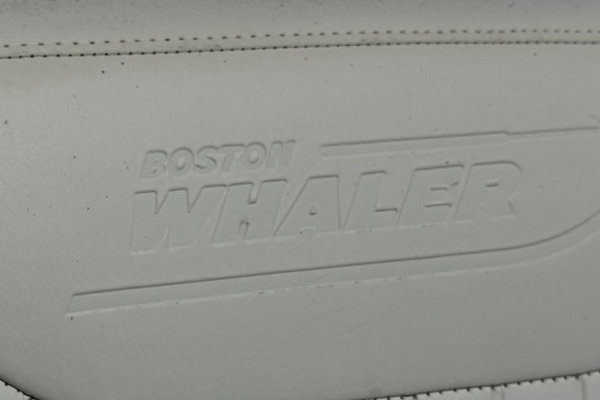 23ft Boston Whaler Yacht For Sale