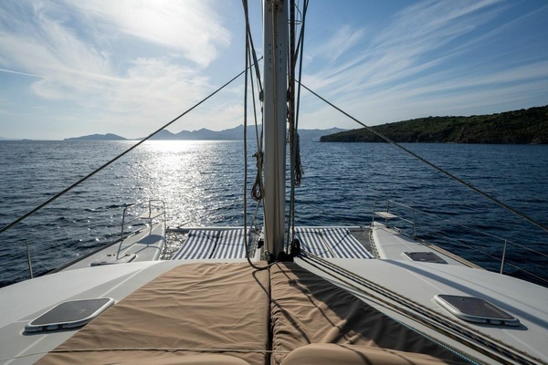 44ft Lagoon Yacht For Sale