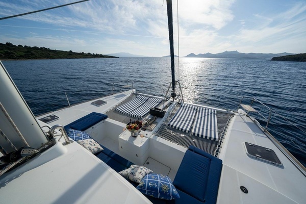 44ft Lagoon Yacht For Sale