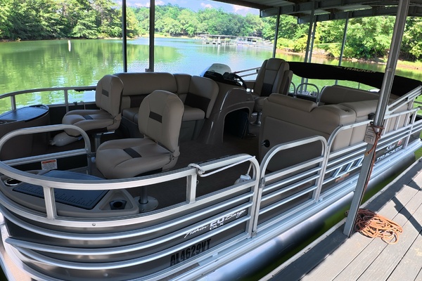 20ft Tracker Yacht For Sale