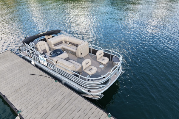 20ft Tracker Yacht For Sale