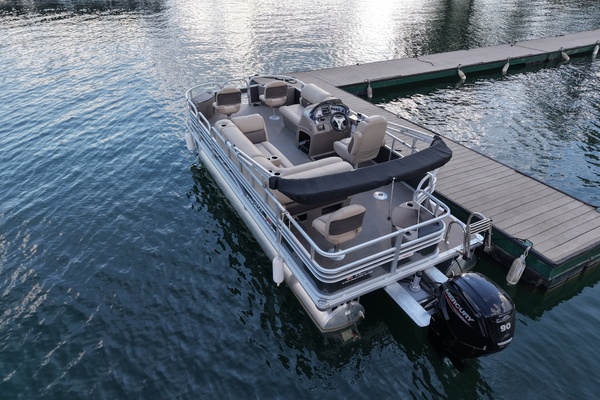 20ft Tracker Yacht For Sale