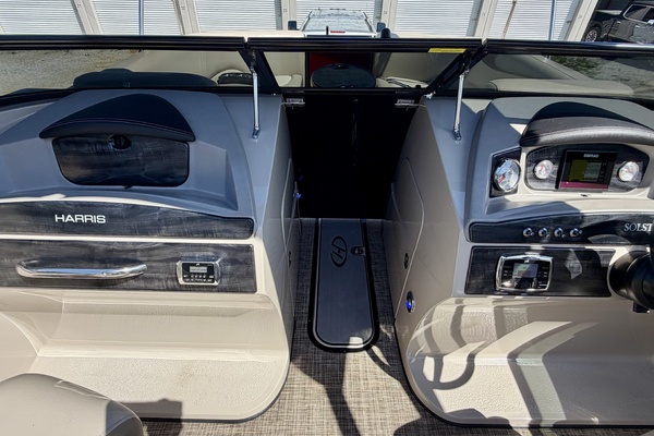 23ft Harris Yacht For Sale