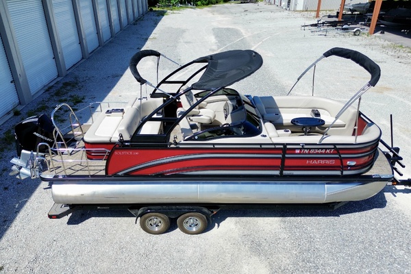23ft Harris Yacht For Sale