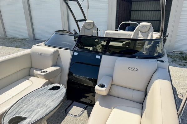 23ft Harris Yacht For Sale