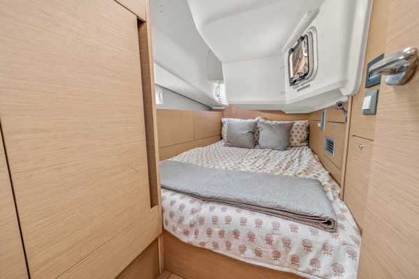 41ft Jeanneau Yacht For Sale