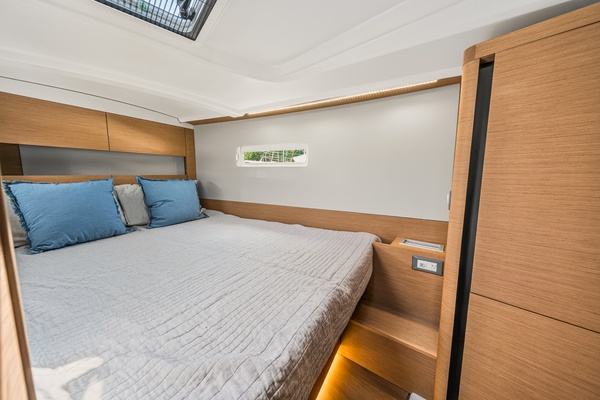 41ft Jeanneau Yacht For Sale