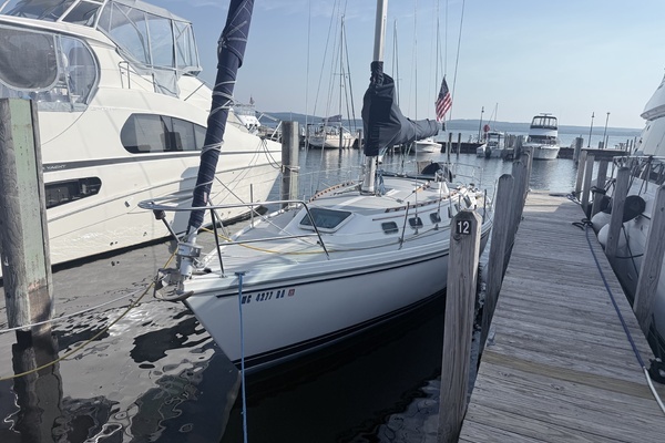 34-ft-Catalina-1990-34- Harbor Springs Michigan United States  yacht for sale