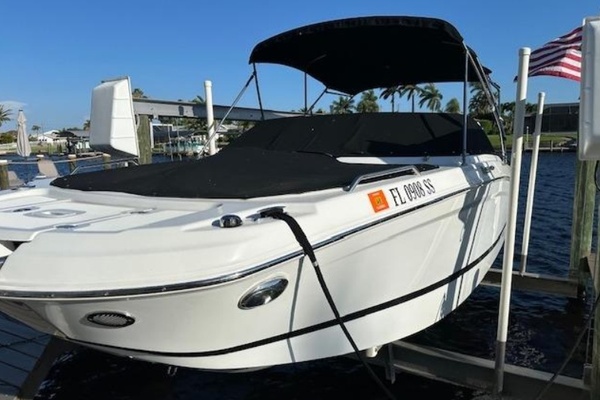 22ft Four Winns Yacht For Sale