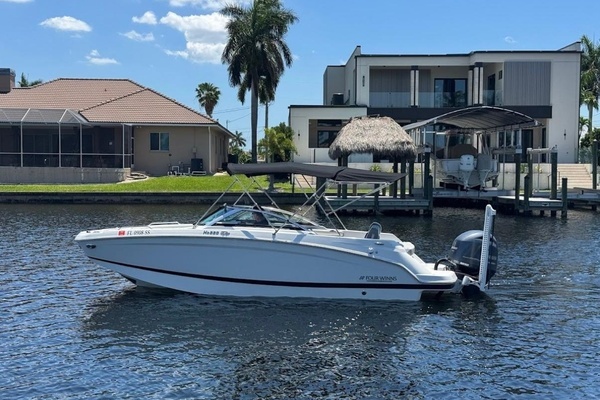 22-ft-Four Winns-2020-- Cape Coral Florida United States  yacht for sale