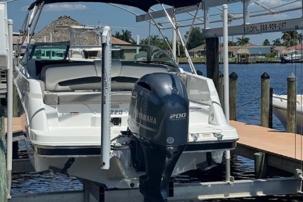 22ft Four Winns Yacht For Sale