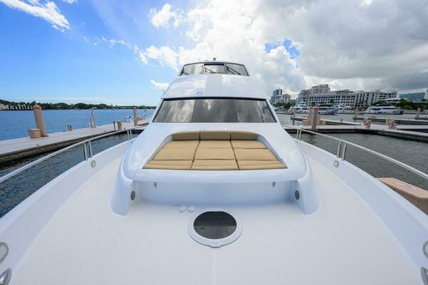 WILLYN 80ft Lazzara Yachts Yacht For Sale
