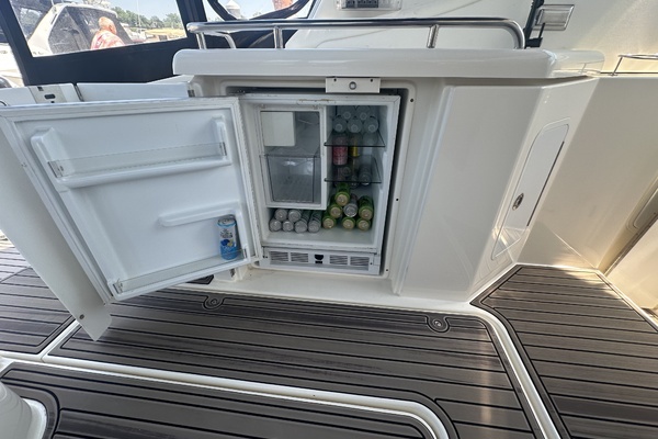 Savage Cay 37ft Cruisers Yachts Yacht For Sale