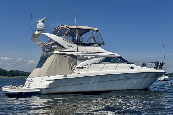 Four Seas 40ft Sea Ray Yacht For Sale