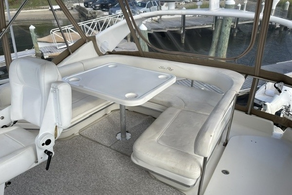 Four Seas 40ft Sea Ray Yacht For Sale