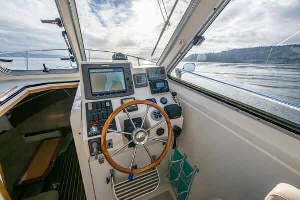 HA  KIN    Price Reduced  33ft Back Cove Yacht For Sale